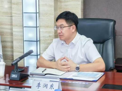 70978886c5b68db33867dfcff8b15566